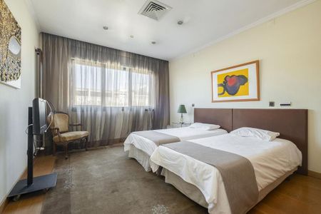 6 room luxury Apartment for rent in Lisbon, Portugal - Photo 4