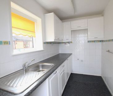 Abbotts Close, Runcorn, WA7 4UZ - Photo 4