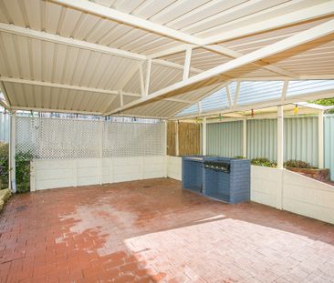 4-Bedroom House in Thornlie - Your Perfect Home Awaits! - Photo 1