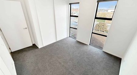 Elegant Halswell Home - Photo 5