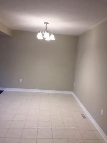 Property For Lease | X9257099 - Photo 3