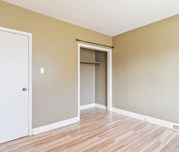 For Lease - 115 Stewart Street, Oakville, Ontario - Photo 2