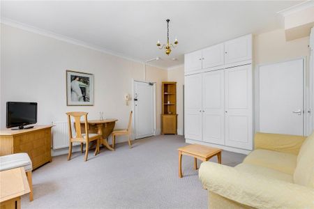 Studio to rent - Photo 2