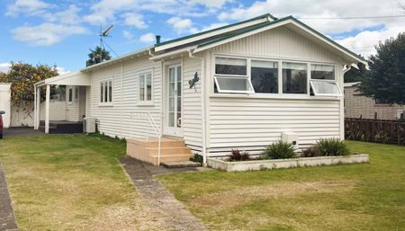 3 BEDROOMS - TE AWAMUTU - Photo 3