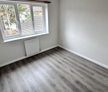 3 bedroom detached house to rent - Photo 2