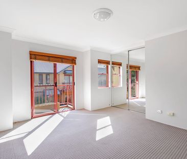 Superb Balmain Terraces townhouse - Photo 6