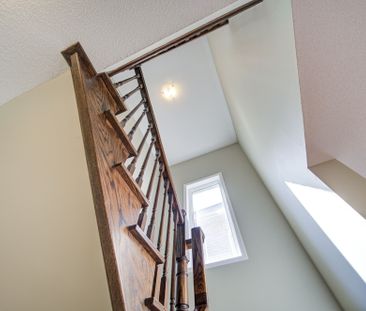 For Lease - 396 Thomas Phillips Drive, Aurora, Ontario - Photo 4