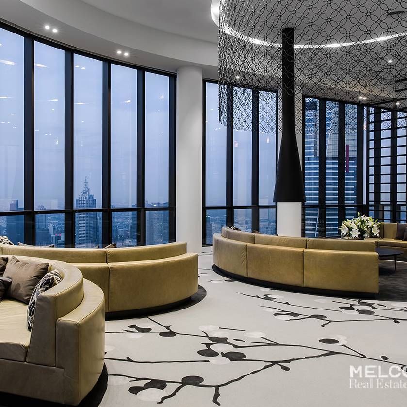 STUNNING FURNISHED 2 BEDROOM + STUDY, HIGH ON LEVEL 59 - Photo 1