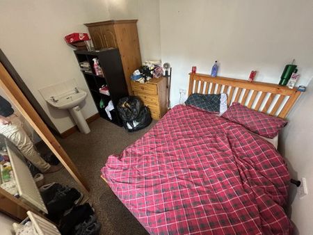 Flat 1, 5 Ashley Avenue, Belfast, BT9 7BT - Photo 5