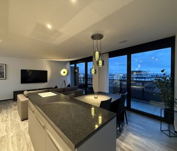 Modern and fully furnished 2.5-room apartment with balcony and pano... - Photo 3