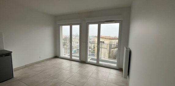 Location Appartement 1 pièce 31m² CENON 33150 - Photo 2