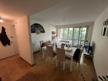 "Helle und geräumige 4.5-Zimmer-Wohnung im beliebten Gellert-Quartier" - Photo 2