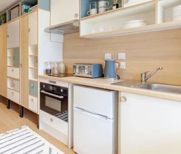 Deluxe Studio - Photo 6