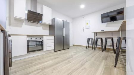 Room in a shared 8-bedroom apartment for rent in Sant Francesc - Foto 4