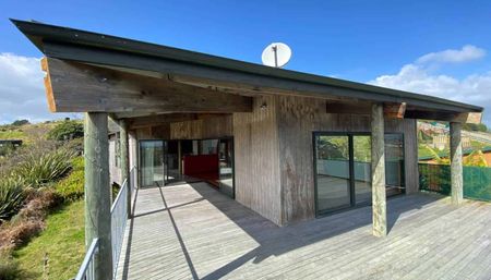 Live the Dream – Spacious 4-Bedroom Sanctuary ... - Photo 2