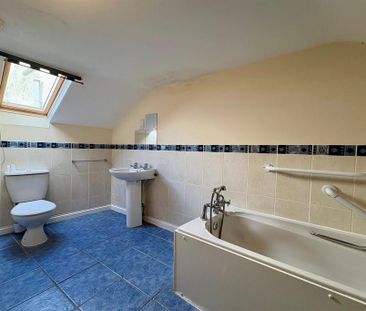 2 bedroom terraced house to rent - Photo 5