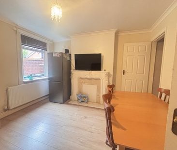 Harrington Street, Mansfield, NG18, Property for rent - Photo 2