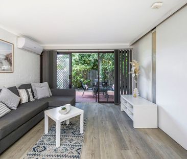 Central Wembley top spot, - Photo 2