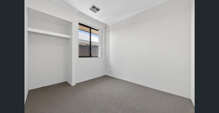 BRAND NEW HOME - ULTIMATE FAMILY LIVING - Photo 4