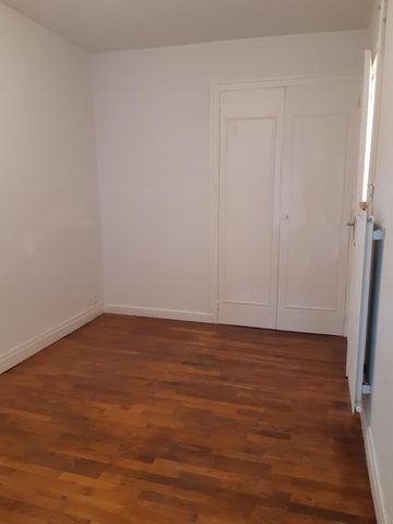 TYPE 3 17 RUE GEORGE SAND - Photo 2