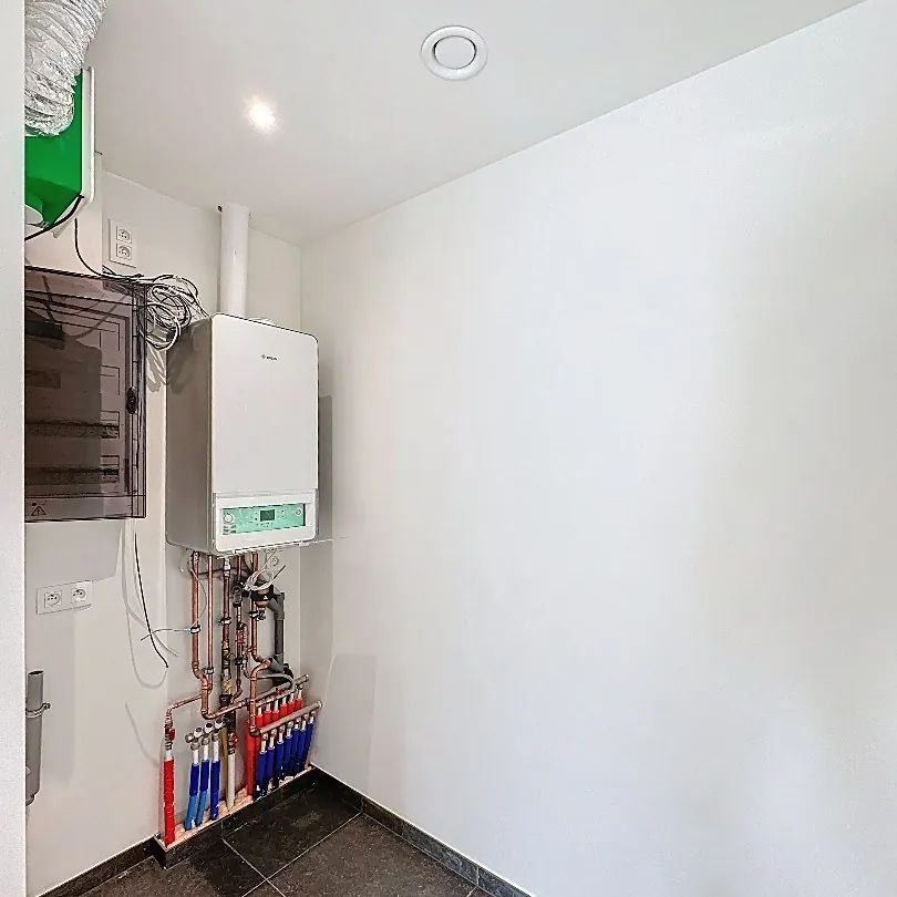 Volledig gerenoveerd appartement op de eerste verdieping met terras – De Mokker, Koekelare - Photo 1