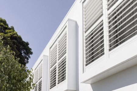 Architecturally designed - Photo 3