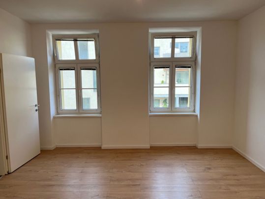 Mautner-Markhof-Gasse - sanierter 2 Zimmer Altbauwohnung zu vermieten - Photo 1