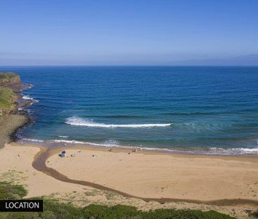 PANORAMIC VIEWS - AS NEW BEACHSIDE TOWNHOUSE - Photo 1