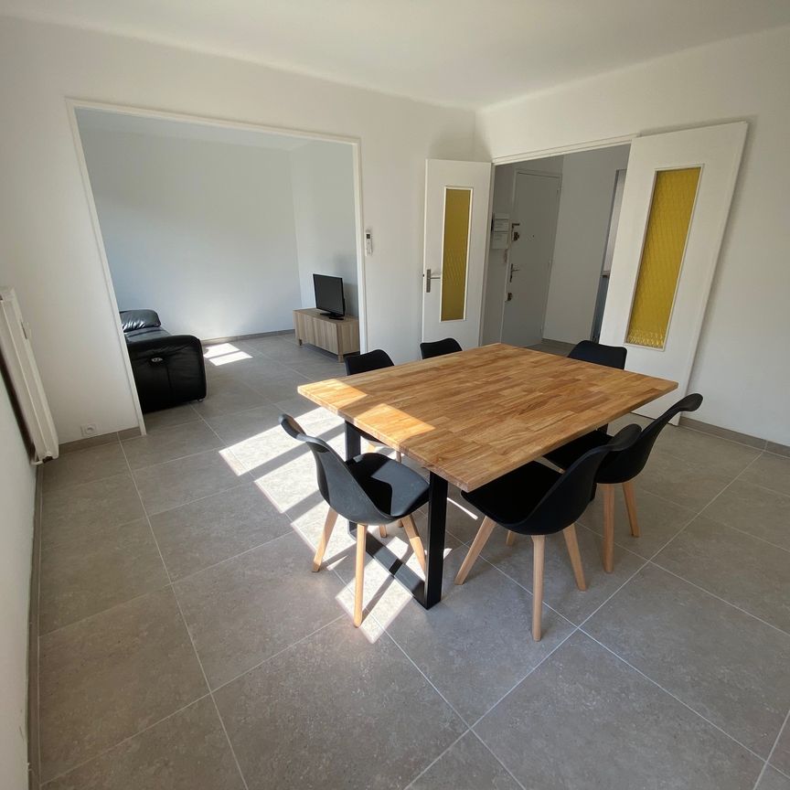 Nîmes Pompidou appartement T3 meublé tout confort - Photo 1