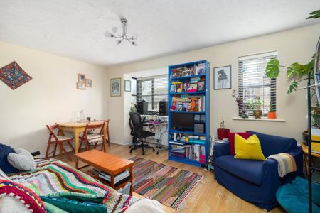 1 bedroom flat to rent - Photo 3