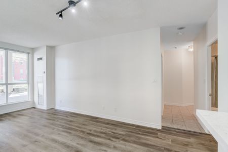 For Lease - 398 Eglinton Avenue Unit# 107, Toronto, Ontario - Photo 2