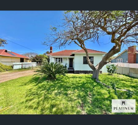 20 Charles Street, Bluff Point, WA 6530 - Photo 1