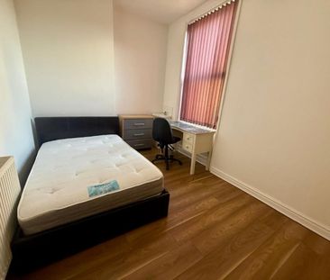 Stanley Terrace, Preston - Photo 2