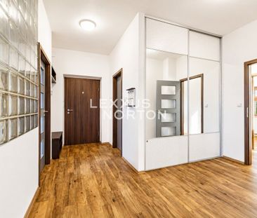 Apartment for rent, 3+1 - 2 bedrooms, 155m - Photo 2