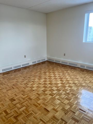 For Lease - 262 Rose Street Unit# 301, Barrie, Ontario - Photo 4