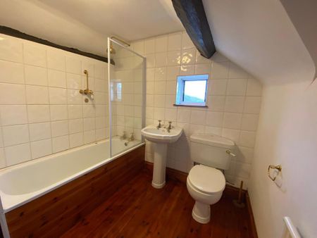 4 bedroom terraced house to rent - Photo 2