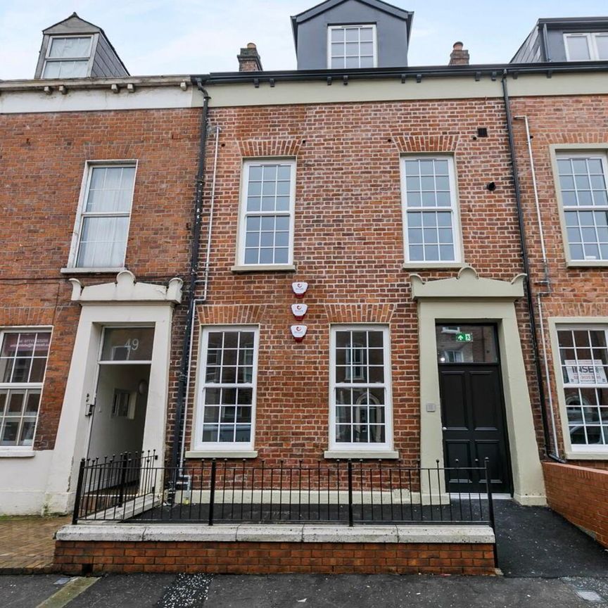 Apt 1, 47 University Street, Belfast, BT7 1FY - Photo 1