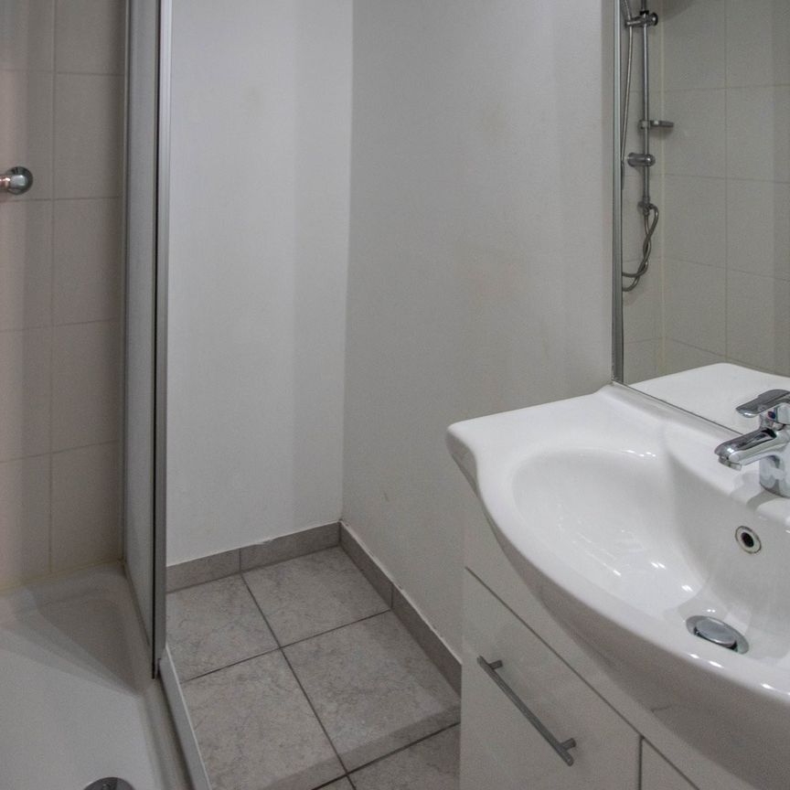 Einfache 2.5-Zi. Altbauwohnung in Trübbach - Photo 1