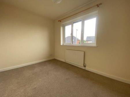 4 bedroom detached house to rent - Photo 2