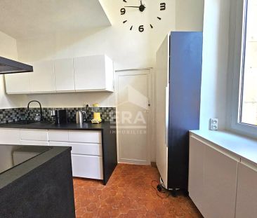 A LOUER Lançon Provence Appartement Meublé 3 pièce(s) 69m2 - 2 cham... - Photo 2