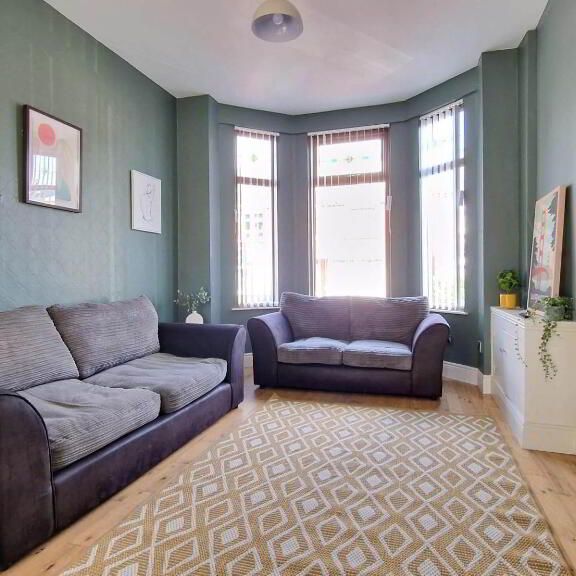 Room 1, 33 Clifton Drive, Belfast, BT14 6LG - Photo 1
