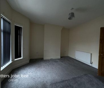 3 bedroom terraced house to rent - Photo 6