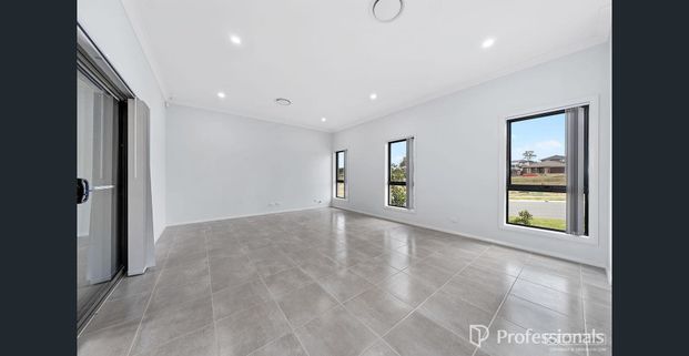 Single Level Home in Gables - Photo 1