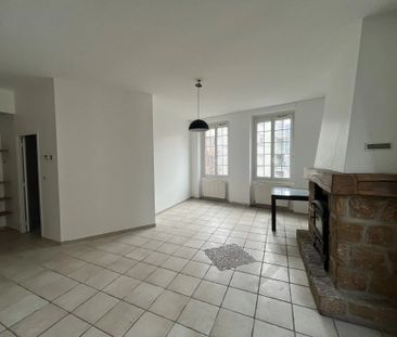 Location Appartement 3 pièces 74m² ST ETIENNE 42100 - Photo 2