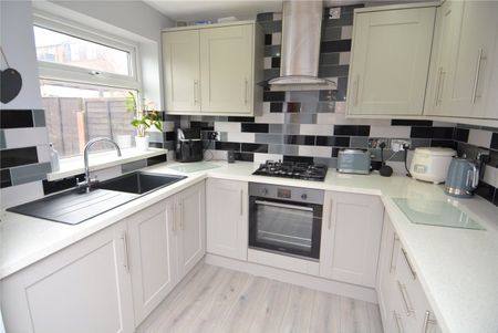 Headington Road, CH49 4GQ, Saughall Massie - Photo 5