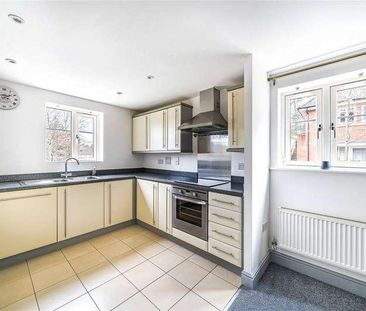 Sandy Lane, Woking, Surrey, GU22 - Photo 5