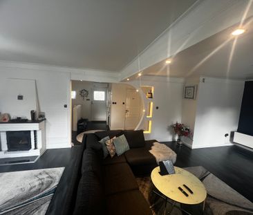 Kyrkvärdsvägen, Tumba - Photo 3