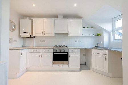 2 bedroom flat to rent - Photo 4