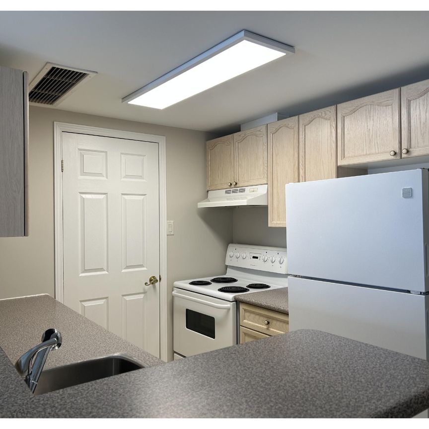 For Lease - 310 Central Park Drive Unit# 5G, Carlington - Central Park, Ontario - Photo 1