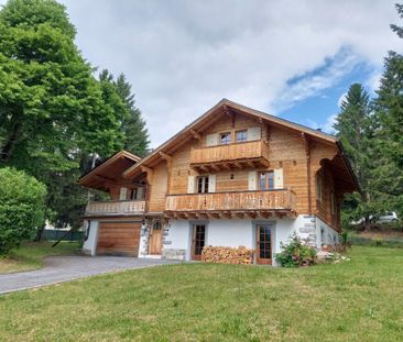 Très beau chalet individuel jouissant d'un grand jardin à seulement... - Photo 1